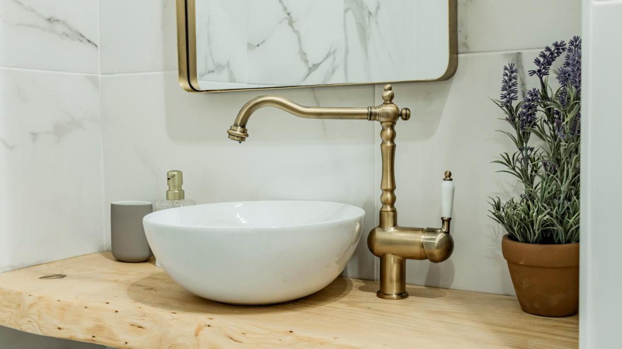 Happy Corner In The Heart Of By Lovelystay Apartamento Oporto